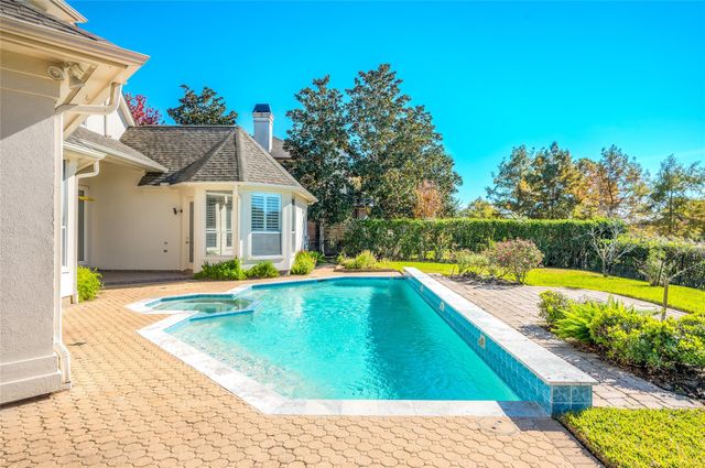 86 Pipers Walk, Sugar Land, TX 77479