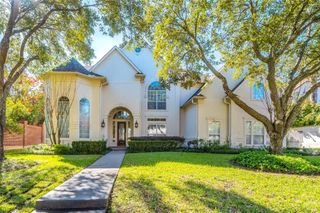 86 Pipers Walk, Sugar Land, TX 77479