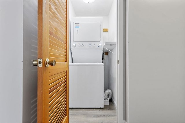 189 Littleton Rd 10, Chelmsford, MA 01824