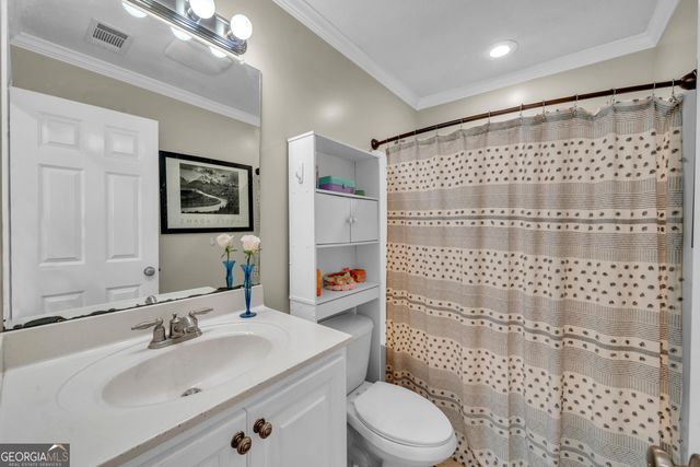 208 Hedge Row, Dublin, GA 31021