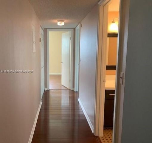 500 NE 2nd St 317, Dania Beach, FL 33004