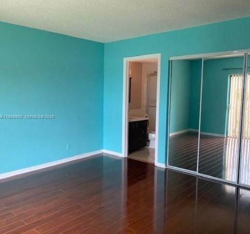 500 NE 2nd St 317, Dania Beach, FL 33004