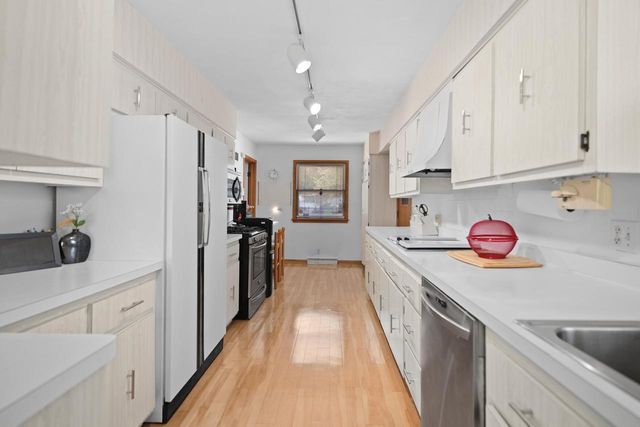 N2472 Fisk DRIVE, Burlington, WI 53105