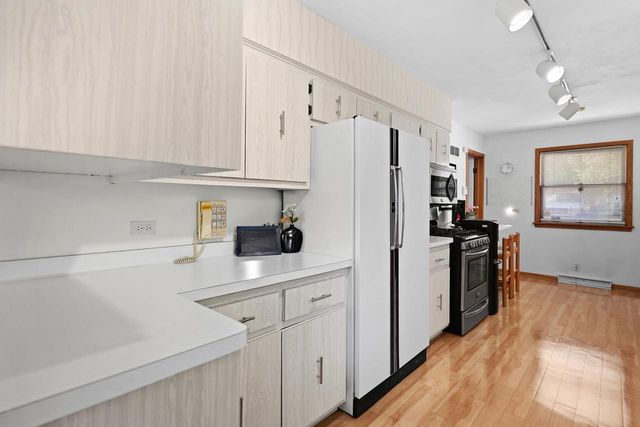 N2472 Fisk DRIVE, Burlington, WI 53105