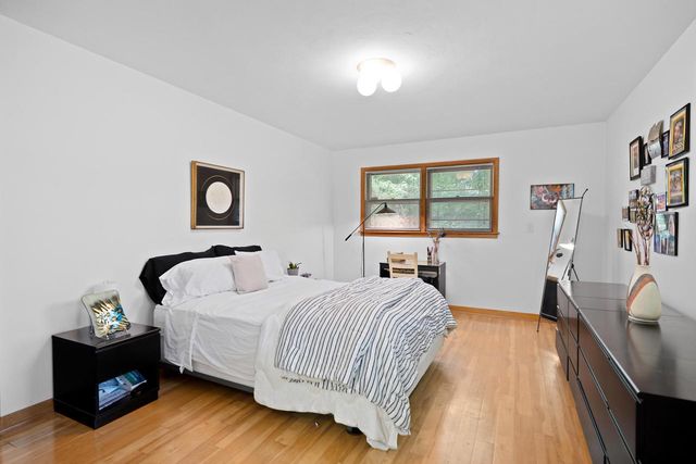 N2472 Fisk DRIVE, Burlington, WI 53105