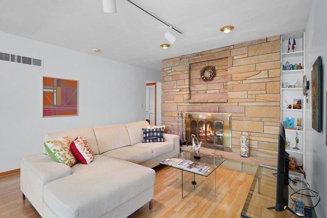 N2472 Fisk DRIVE, Burlington, WI 53105