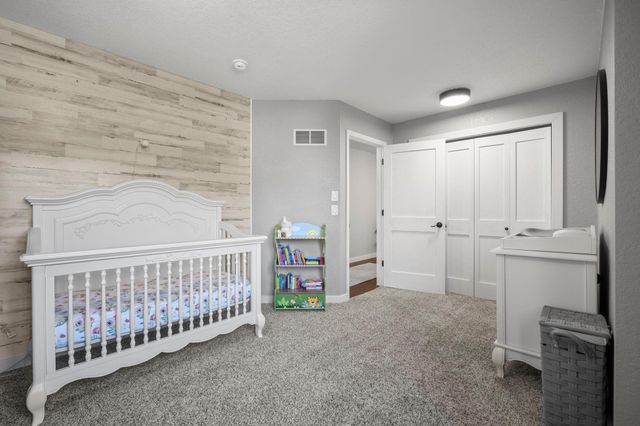 3717 90th Crescent N, Brooklyn Park, MN 55443