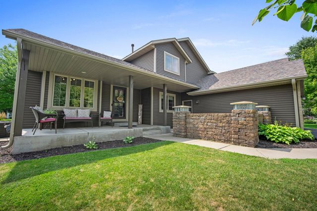 3717 90th Crescent N, Brooklyn Park, MN 55443