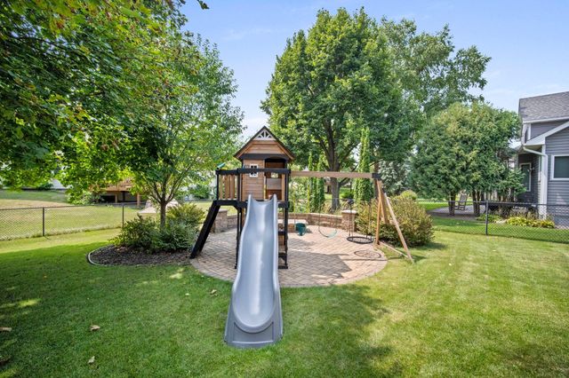 3717 90th Crescent N, Brooklyn Park, MN 55443