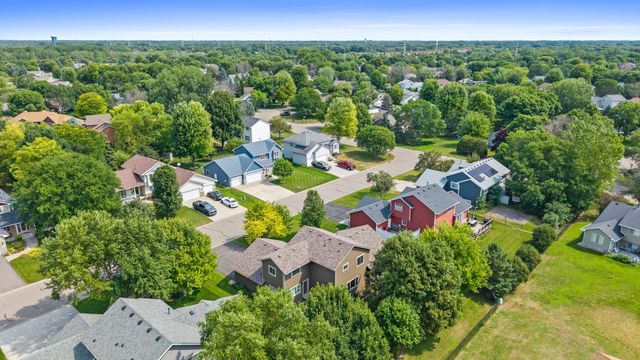 3717 90th Crescent N, Brooklyn Park, MN 55443