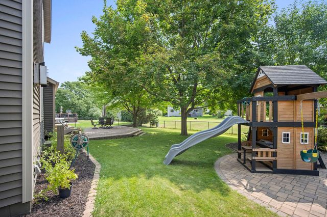 3717 90th Crescent N, Brooklyn Park, MN 55443