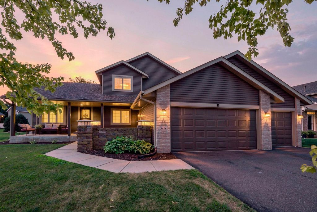 3717 90th Crescent N, Brooklyn Park, MN 55443 — photo 2