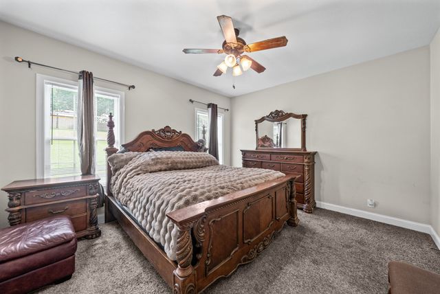 1877 Red Fox Trl, Clarksville, TN 37042