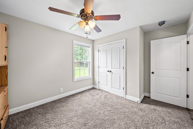 1877 Red Fox Trl, Clarksville, TN 37042