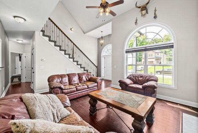 1877 Red Fox Trl, Clarksville, TN 37042