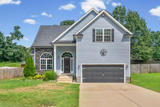 1877 Red Fox Trl, Clarksville, TN 37042