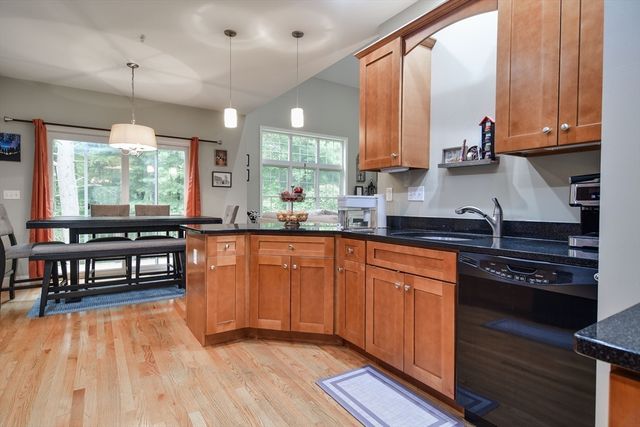 41 Garett Way 41, Holliston, MA 01746