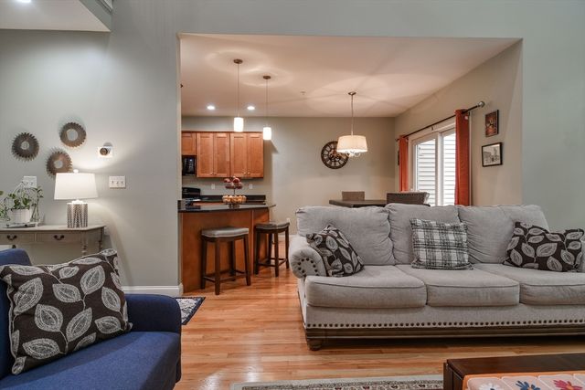 41 Garett Way 41, Holliston, MA 01746