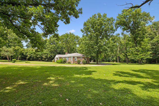 853 Pasadena Dr, Nashville, TN 37204