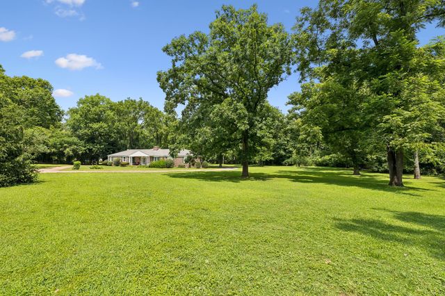 853 Pasadena Dr, Nashville, TN 37204