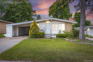 1271 Featherstone Road, Pontiac, MI 48342