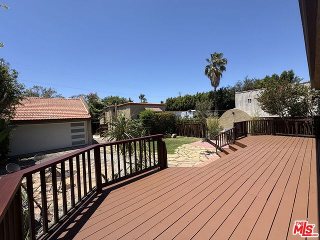 1631 S Point View Street, Los Angeles, CA 90035