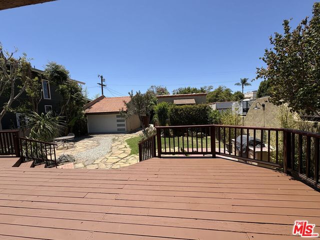 1631 S Point View Street, Los Angeles, CA 90035