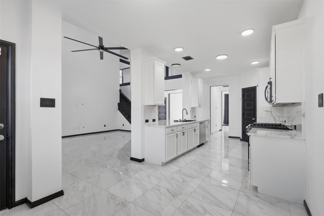 27947 Hendrix Park Drive, Spring, TX 77386