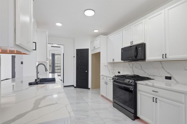 27947 Hendrix Park Drive, Spring, TX 77386