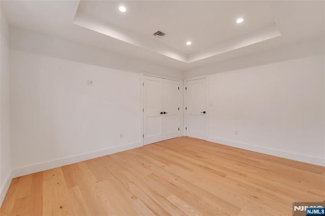 432 Stillwell Avenue B, Fort Lee, NJ 07024