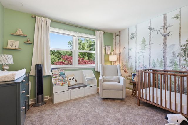 111 SKYLINE DR, Landenberg, PA 19350