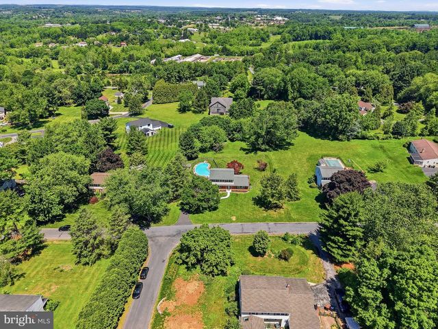 111 SKYLINE DR, Landenberg, PA 19350
