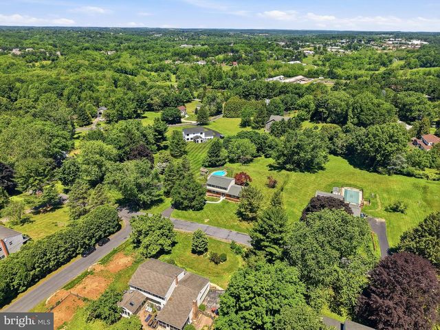 111 SKYLINE DR, Landenberg, PA 19350