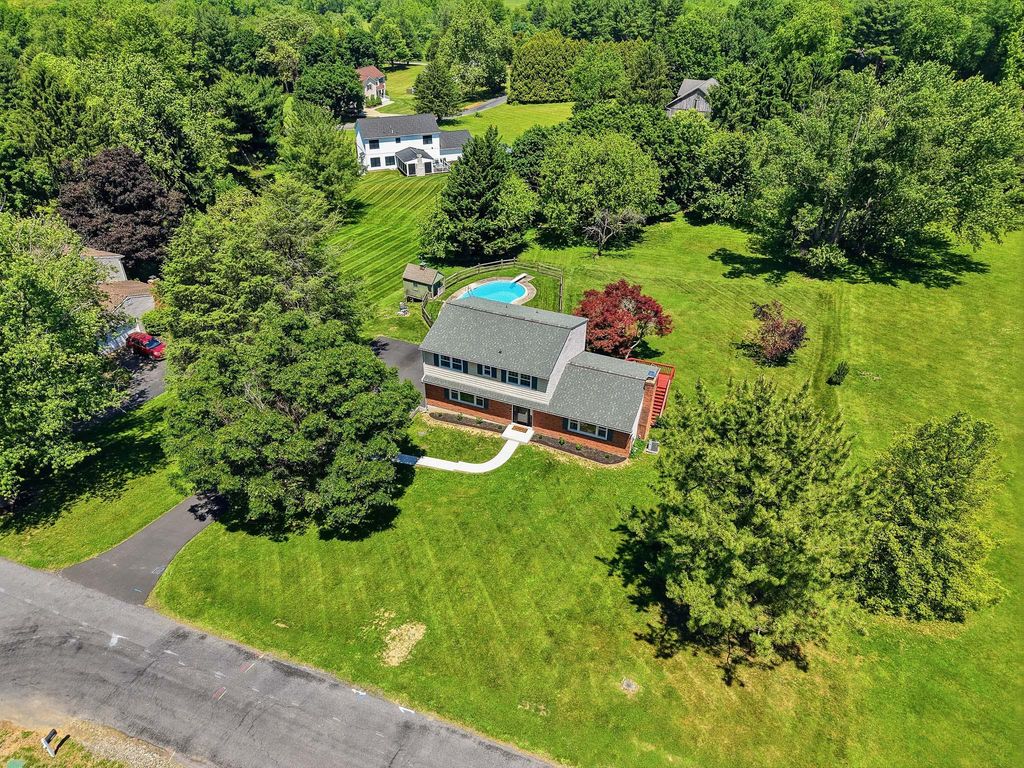 111 SKYLINE DR, Landenberg, PA 19350