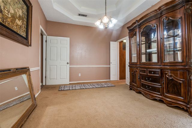 712 Arbor Creek Drive, Desoto, TX 75115