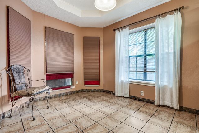 712 Arbor Creek Drive, Desoto, TX 75115