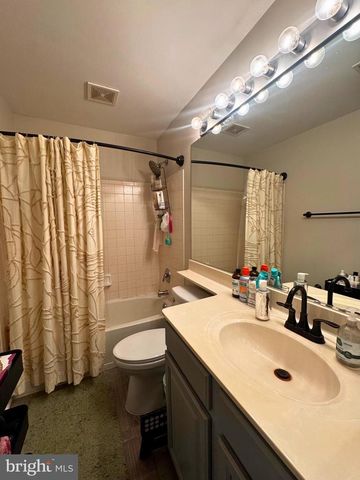 45713 PADDINGTON STATION TER, Sterling, VA 20166