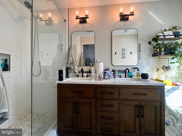 45713 PADDINGTON STATION TER, Sterling, VA 20166