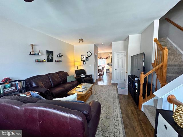 45713 PADDINGTON STATION TER, Sterling, VA 20166