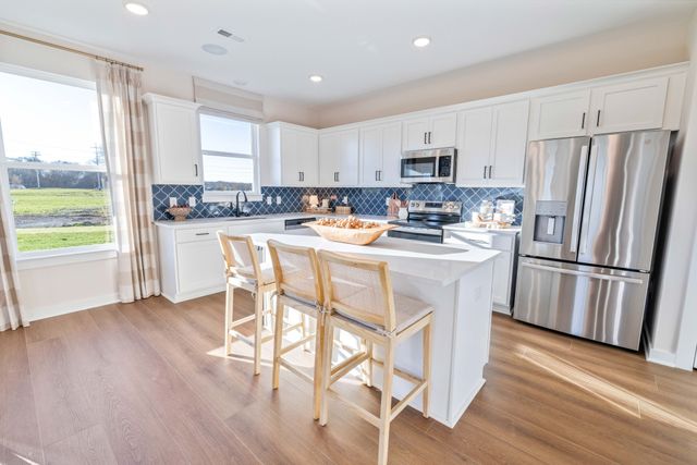 4150 Dream Beetle Loop, Rockvale, TN 37153