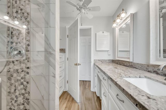 442 Mignon Lane, Houston, TX 77024