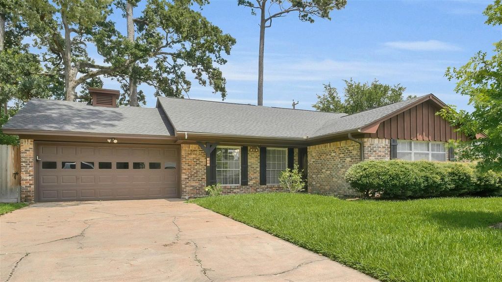 442 Mignon Lane, Houston, TX 77024