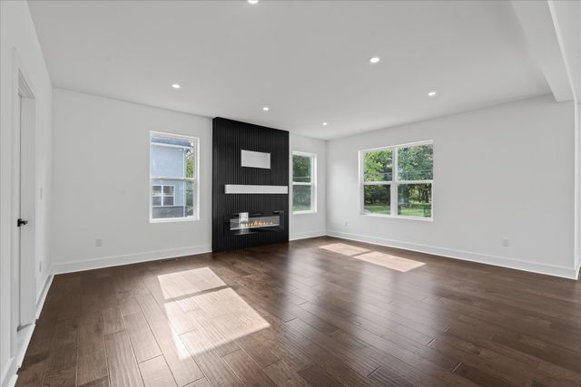 35655 Joy Road, Westland, MI 48185
