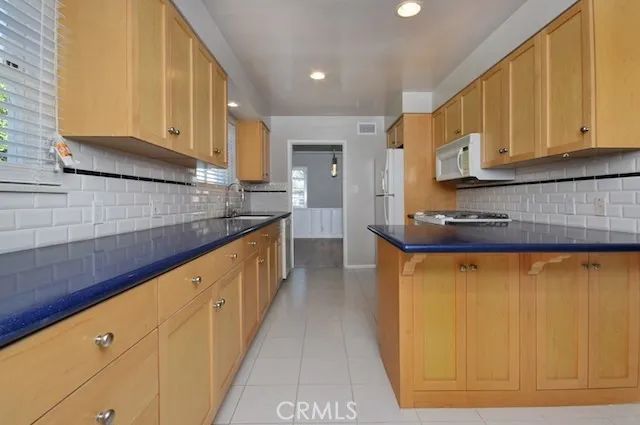 4423 Ethel Avenue, Studio City, CA 91604