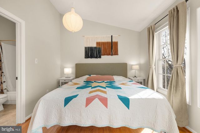 5001 9TH ST S, Arlington, VA 22204