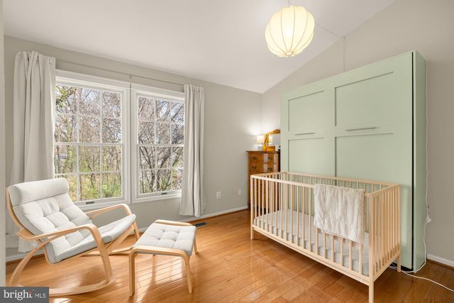 5001 9TH ST S, Arlington, VA 22204