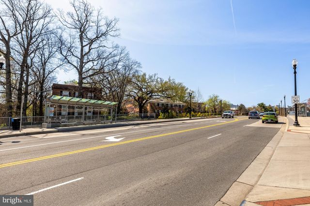 5001 9TH ST S, Arlington, VA 22204