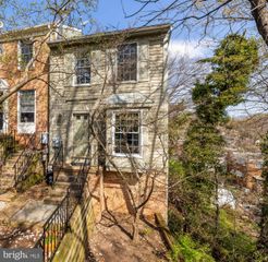 5001 9TH ST S, Arlington, VA 22204
