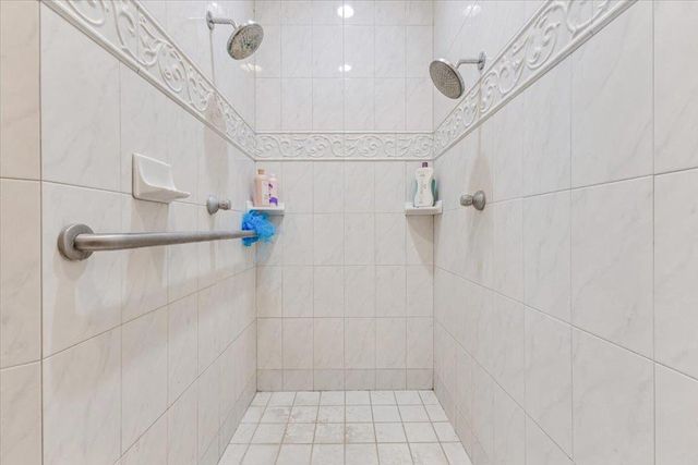 2727 Thomas Road, Hollister, CA 95023