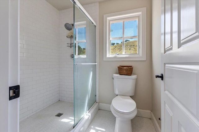2727 Thomas Road, Hollister, CA 95023